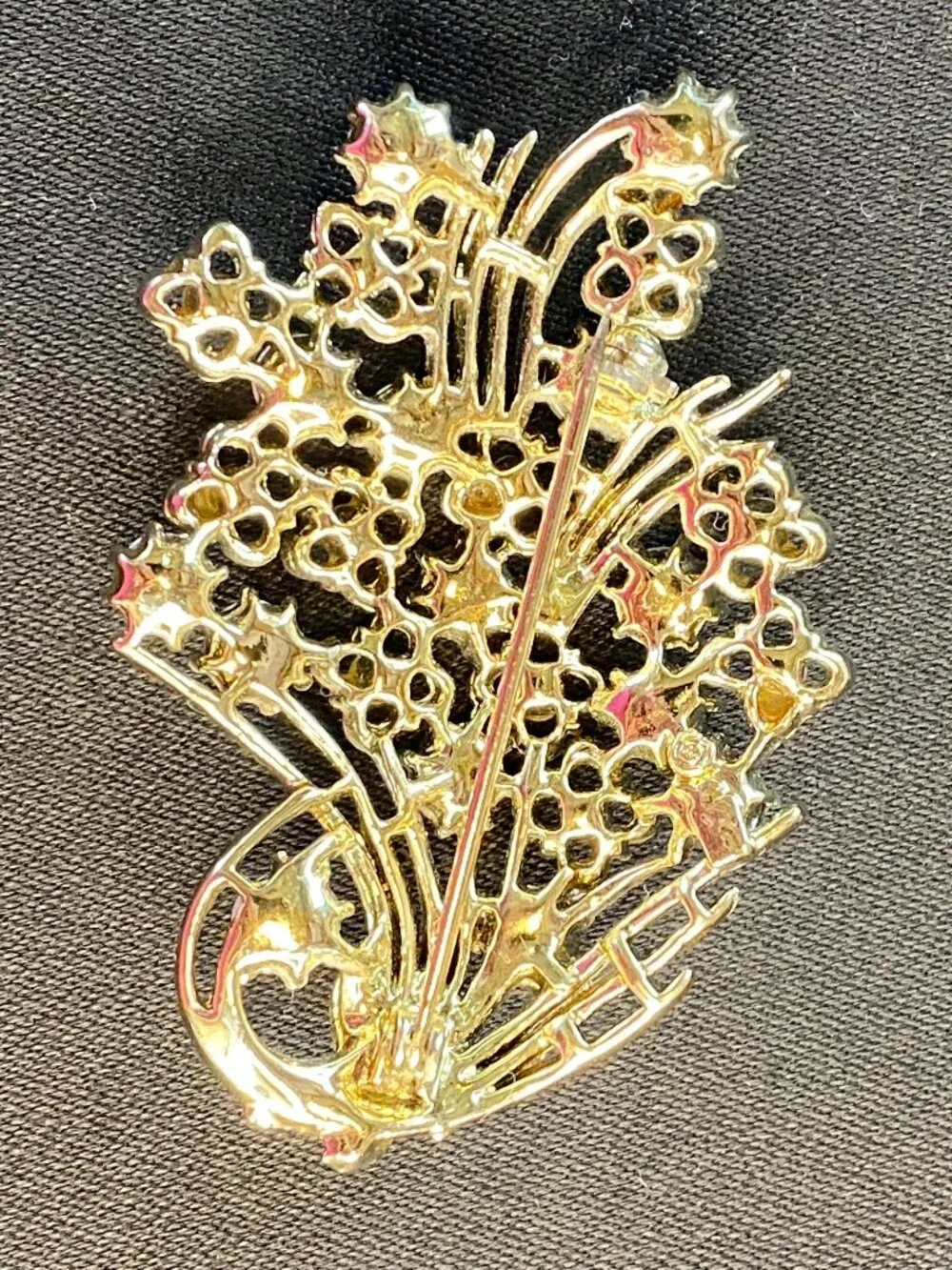Vintage Coro Blue Aurora Borealis Rhinestone Floral Bouquet Gold-tone Brooch